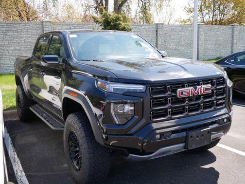 Onyx Black 2024 GMC Canyon AT4X