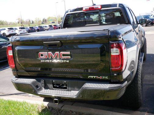 Onyx Black 2024 GMC Canyon AT4X