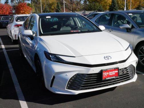 2025 Toyota Camry XLE