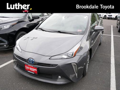 Magnetic Gray Metallic 2021 Toyota Prius LE