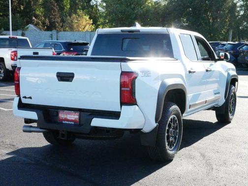 2024 Toyota Tacoma TRD Off Road