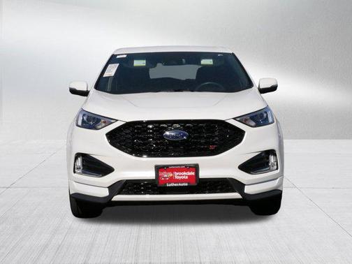 2023 Ford Edge ST