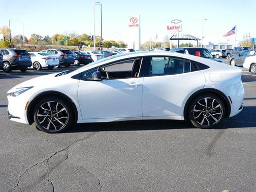 2026 Toyota Prius Plug-In Hybrid XSE