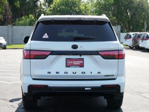 2025 Toyota Sequoia SR5