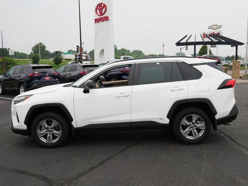2024 Toyota RAV4 Hybrid LE