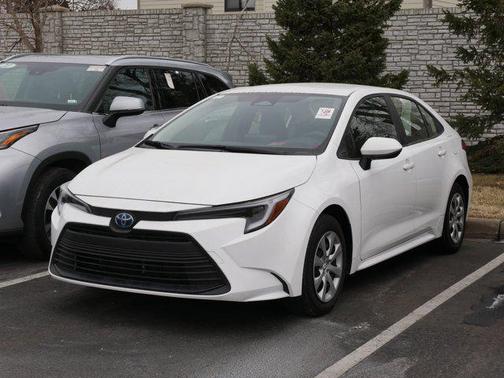 2024 Toyota Corolla Hybrid LE