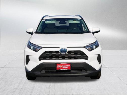 2022 Toyota RAV4 Hybrid XLE