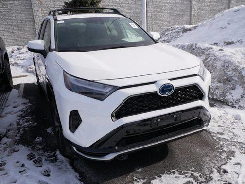 2023 Toyota RAV4 Prime SE