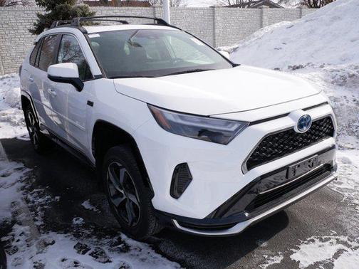 2023 Toyota RAV4 Prime SE