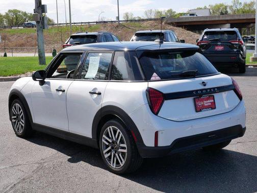 NANUQ WHITE METAL 2026 MINI Hardtop Oxford Edition
