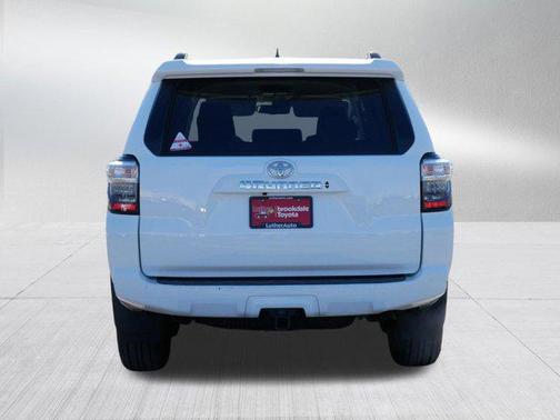 Ice Cap 2024 Toyota 4Runner SR5 Premium