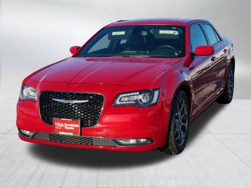 2017 Chrysler 300 S