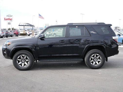 2024 Toyota 4Runner TRD Off Road