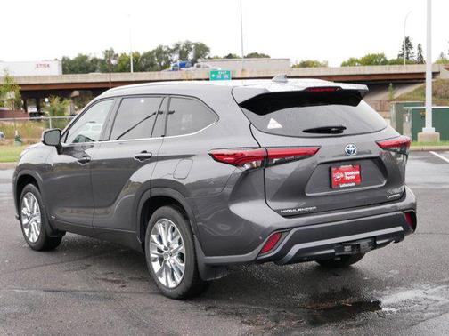 2023 Toyota Highlander Hybrid Limited