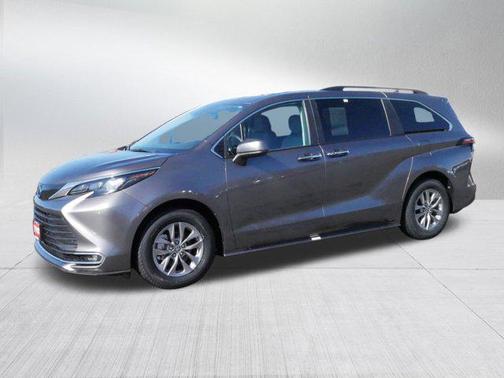 2024 Toyota Sienna XLE Autono-MaaS