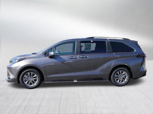 2024 Toyota Sienna XLE Autono-MaaS