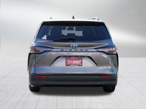 2024 Toyota Sienna XLE Autono-MaaS
