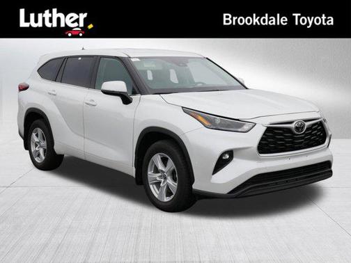 Wind Chill Pearl 2022 Toyota Highlander LE