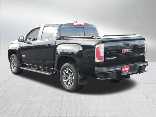 2017 GMC Canyon SLE