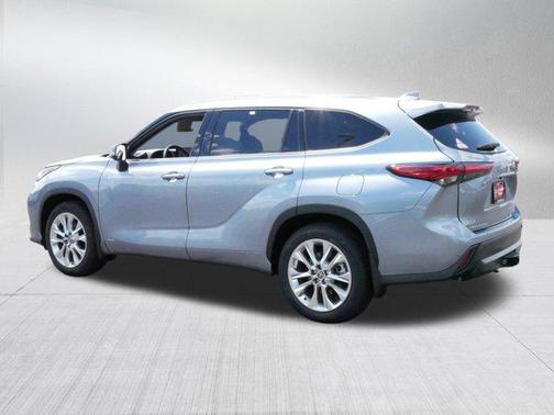 2023 Toyota Highlander Hybrid Limited