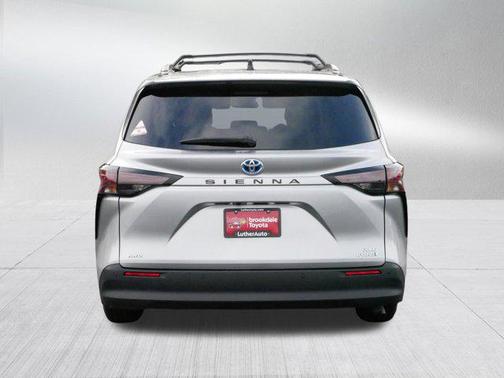 2024 Toyota Sienna XLE 7 Passenger