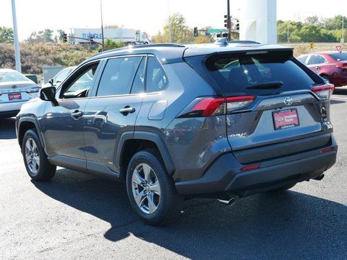 2025 Toyota RAV4 Hybrid SE