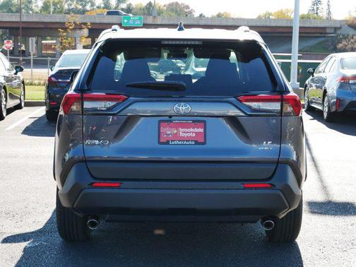 2025 Toyota RAV4 Hybrid SE