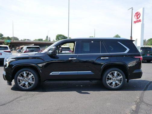 2024 Toyota Sequoia Capstone