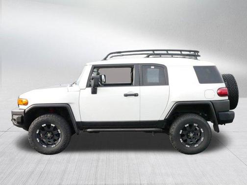 2014 Toyota FJ Cruiser Base