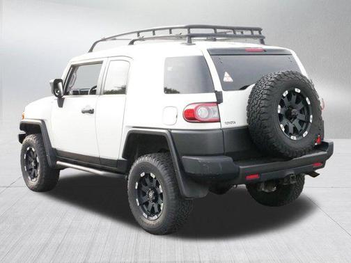 2014 Toyota FJ Cruiser Base