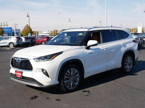 2021 Toyota Highlander Hybrid Platinum