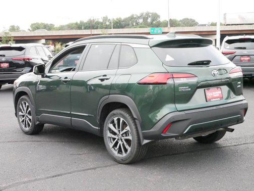 2023 Toyota Corolla Cross XLE