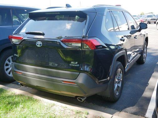 2024 Toyota RAV4 Hybrid XLE