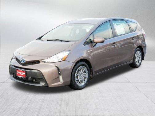 2016 Toyota Prius v Three