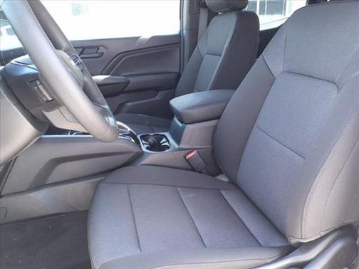 2025 Chevrolet Colorado WT