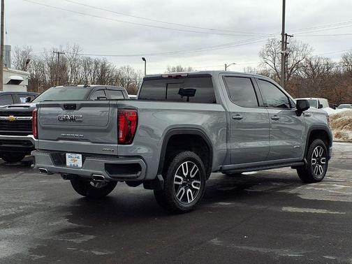 2025 GMC Sierra 1500 AT4
