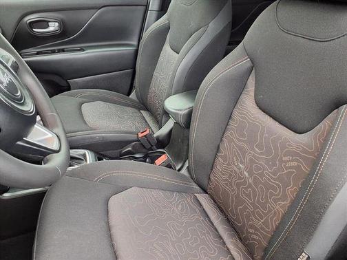 2023 Jeep Renegade Upland