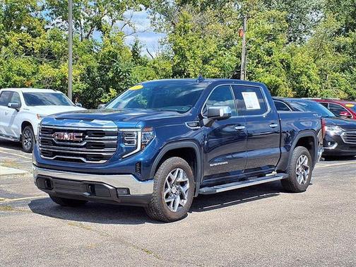 2022 GMC Sierra 1500 SLT