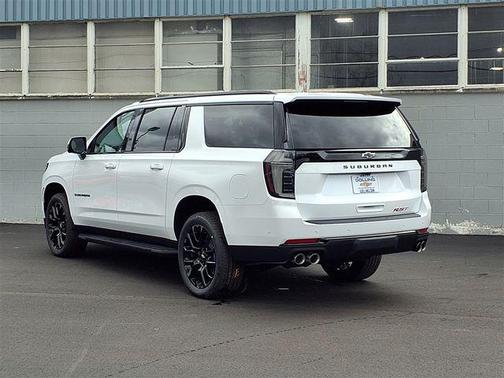 2026 Chevrolet Suburban RST