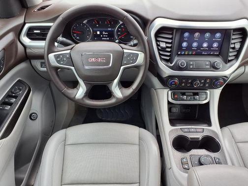 2023 GMC Acadia AWD SLT