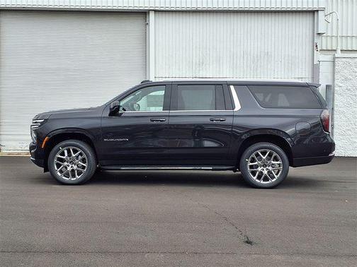 2026 Chevrolet Suburban LS