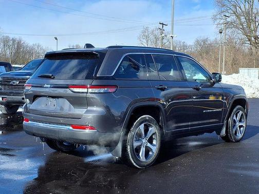 2022 Jeep Grand Cherokee 4xe Base