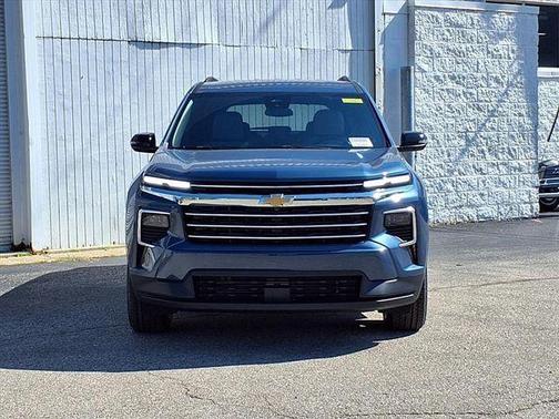 Lakeshore Blue 2026 Chevrolet Traverse LT