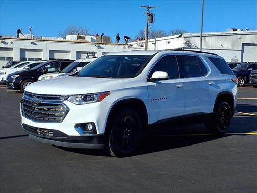 2020 Chevrolet Traverse LT Cloth