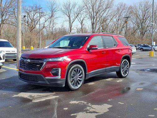 2023 Chevrolet Traverse RS