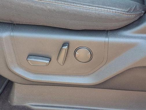 Magnetic 2019 Ford F-150 XLT