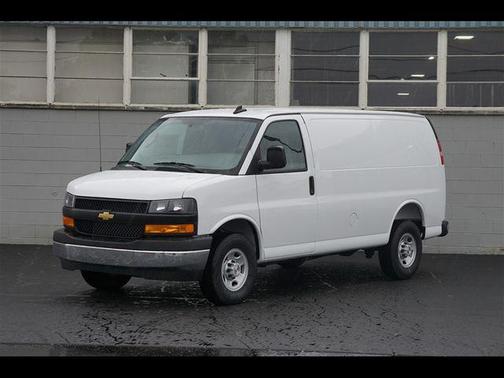 2025 Chevrolet Express 2500 RWD 2500 Regular Wheelbase WT