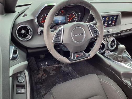 2021 Chevrolet Camaro 1LT