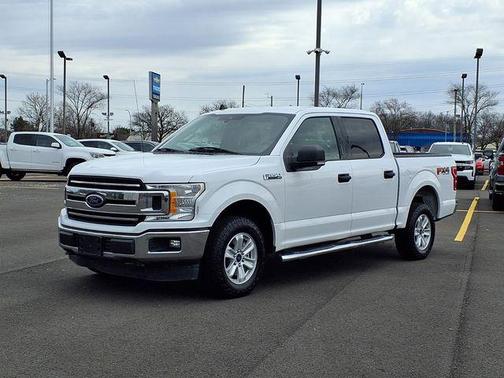 Oxford White 2019 Ford F-150 XLT