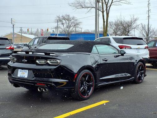 2023 Chevrolet Camaro RWD Convertible LT1